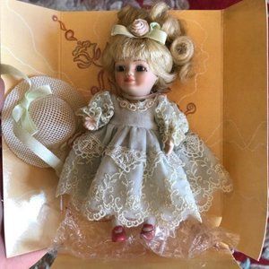 Marie Osmond Fine Porcelain Doll Just Beacuse